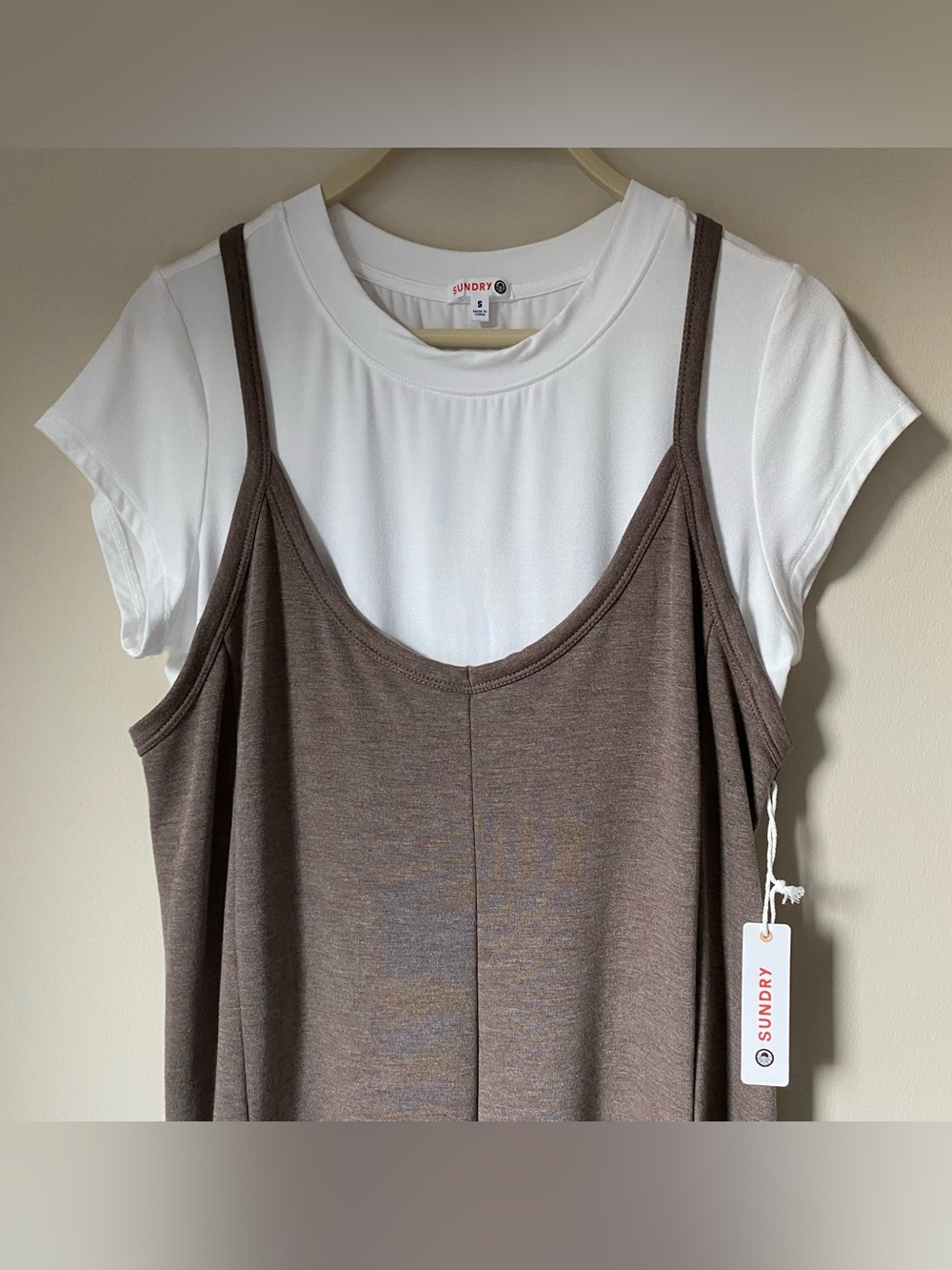 Sundry Brown Slouchy Jumpsuit White Tee Set Relaxed Jogger Comfy Lounge NWT S - Picture 5 of 15